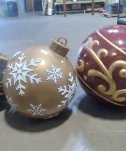 Home Accents 3PC Christmas Jumbo Ornament Set Holiday Yard / Home Decoration