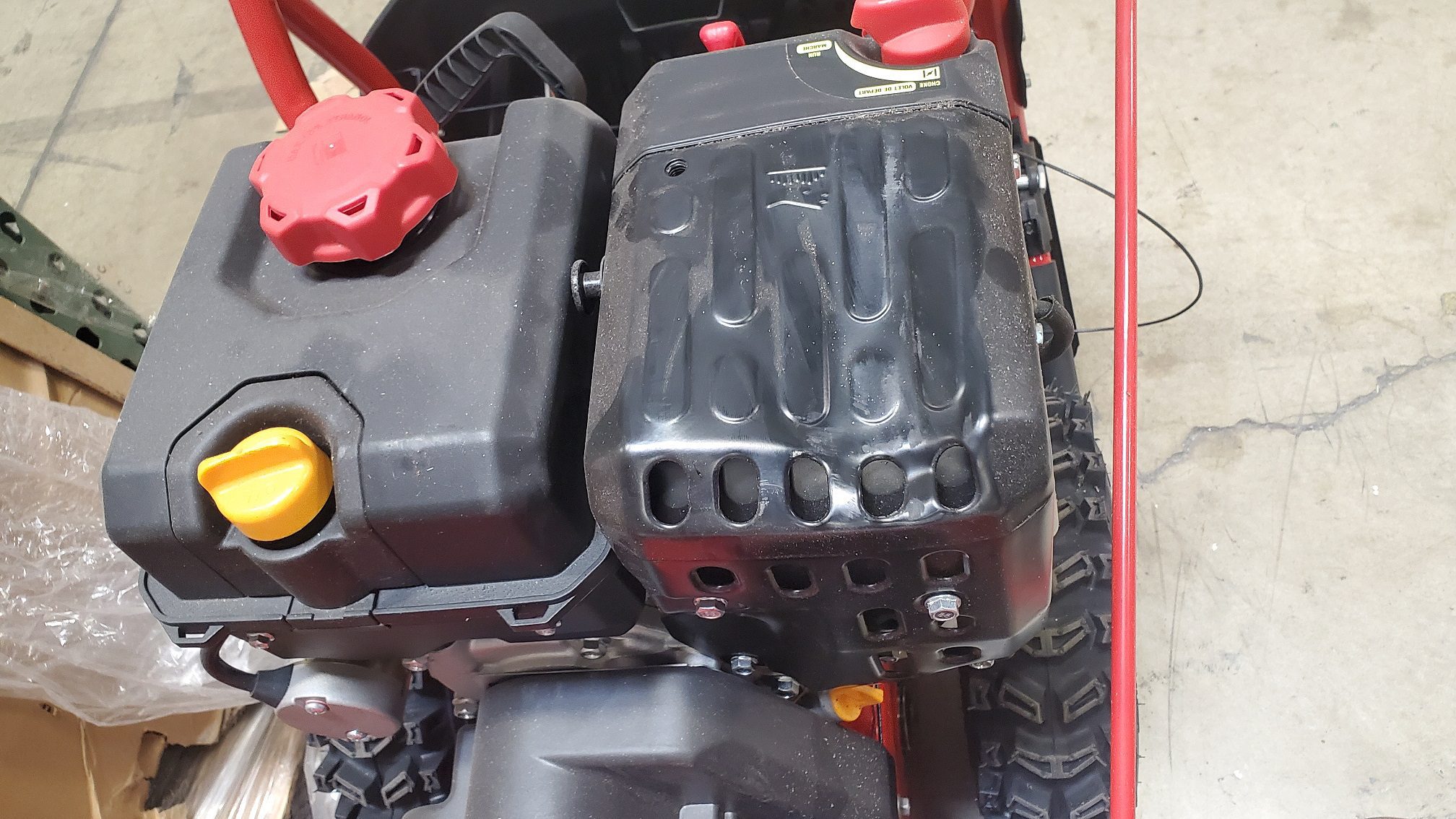 *Dented* TroyBilt Storm 2410 Snow Blower 31AS6BN2723 208CC Snow Blower