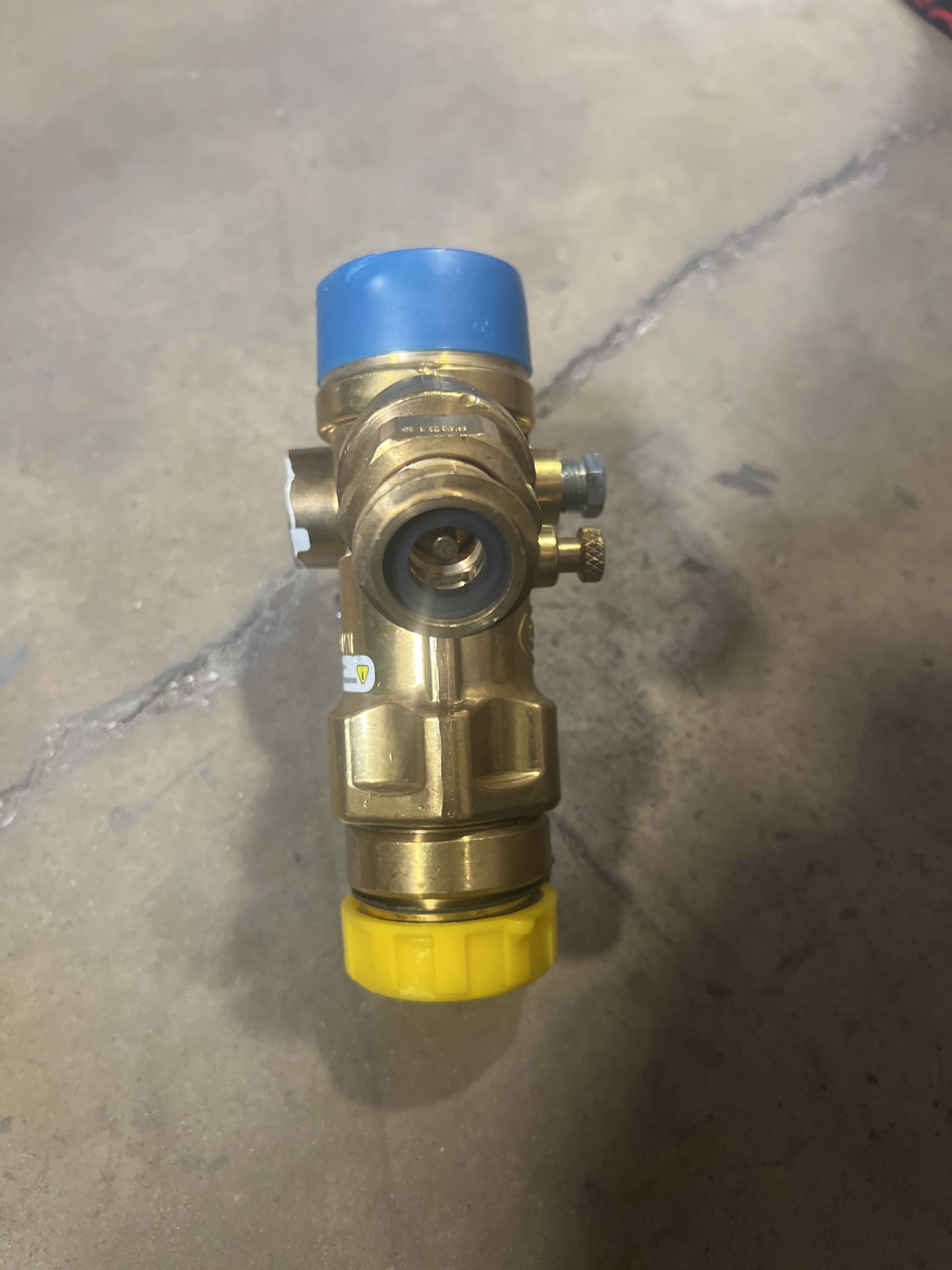 Replacement MultiValve Propane Vapor Tank Service POL 11/2″ NPT ME662