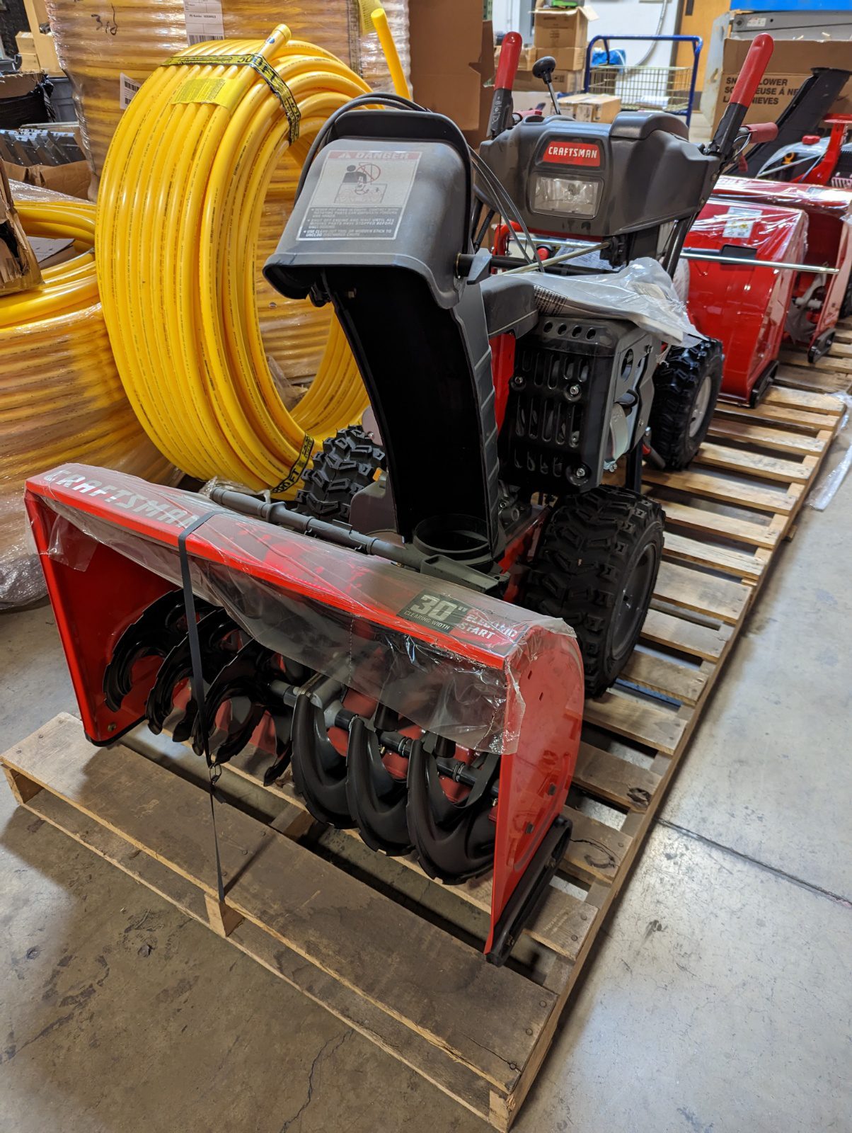 CRAFTSMAN SB630 30in 357cc Twostage Selfpropelled Snow Blower