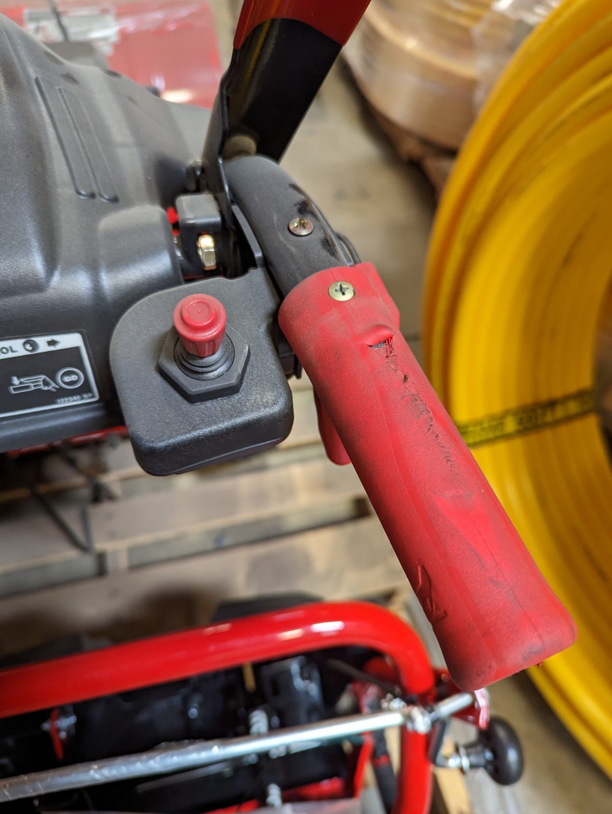 CRAFTSMAN SB630 30in 357cc Twostage Selfpropelled Snow Blower
