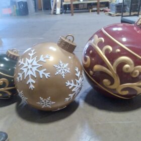 Christmas Jumbo Ornament Set