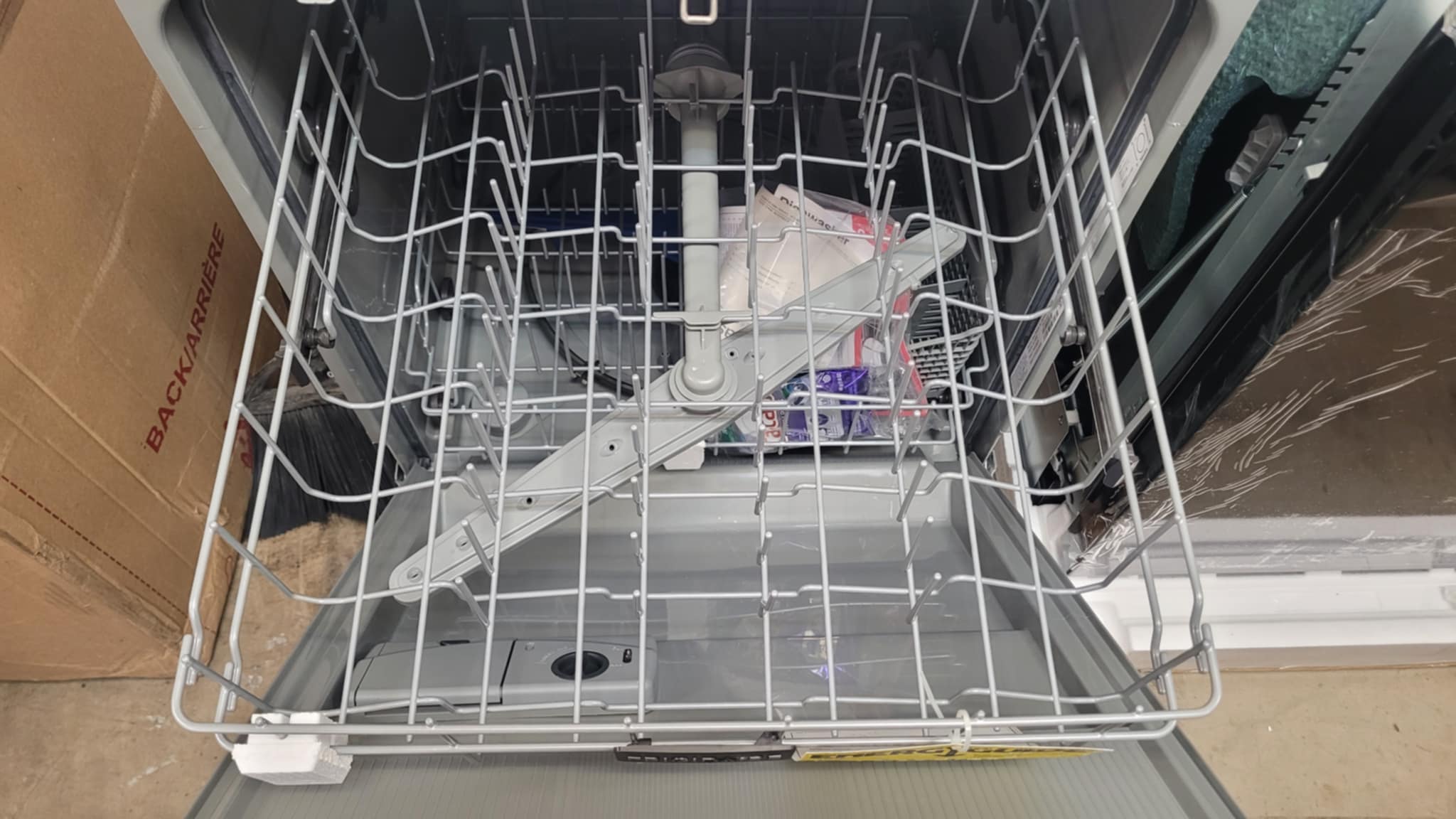 Frigidaire 24 Black Smart Tall Tub Dishwasher Dent